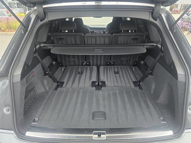 New 2025 Audi SQ7 Premium Plus image 13