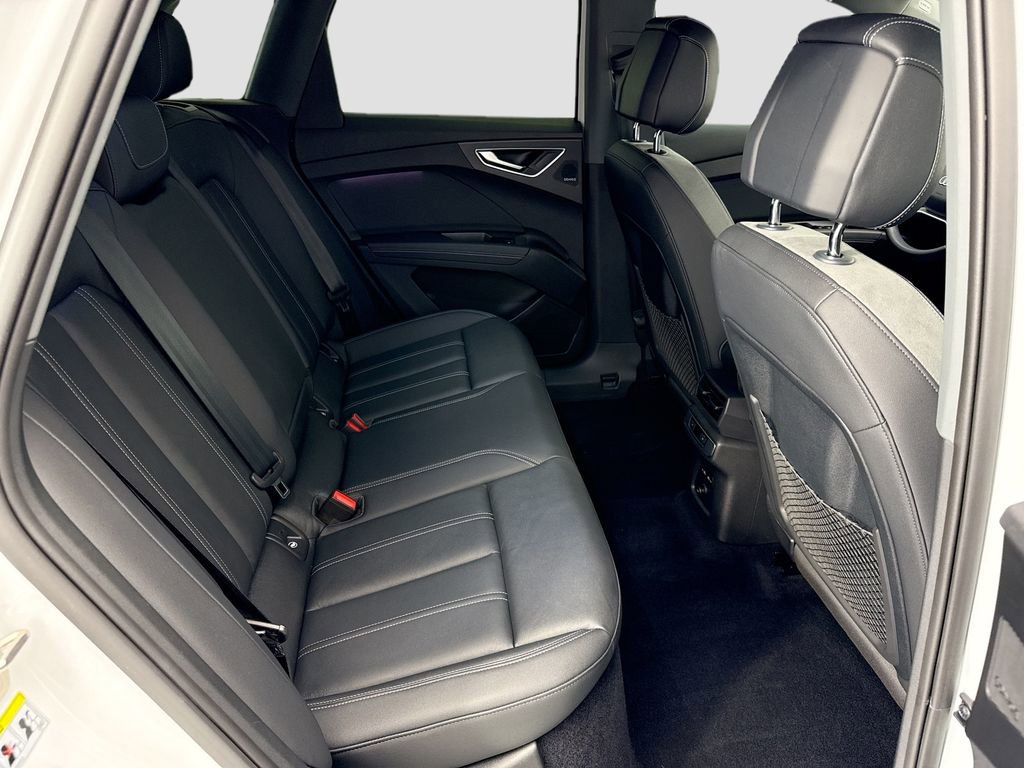 Certified 2023 Audi Q4 e-tron Premium Plus w/ Premium Plus RWD image 21