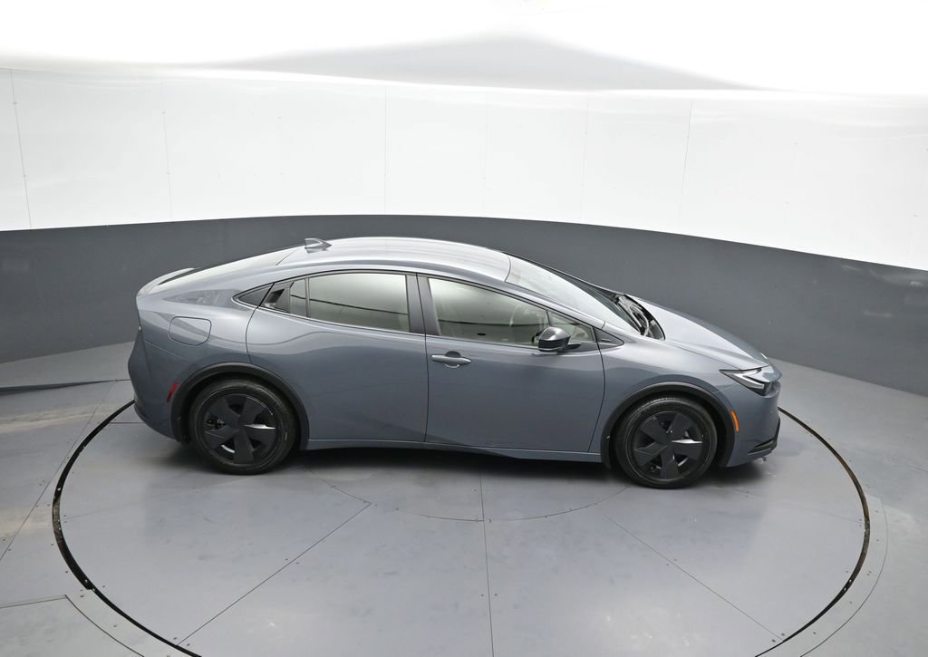 Used 2024 Toyota Prius Prime FWD image 23