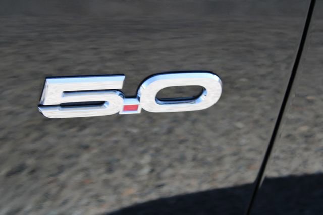 Used 2018 Ford Mustang GT Premium w/ Equipment Group 401A RWD image 8