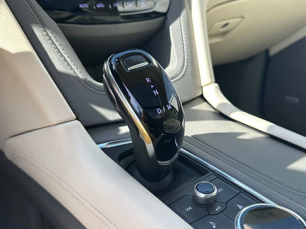 Certified 2023 Cadillac XT6 Premium Luxury w/ Technology Package image 31