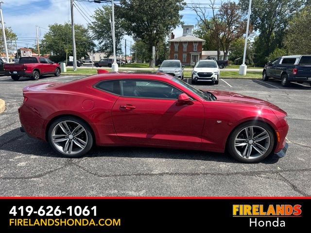 Used 2016 Chevrolet Camaro LT RWD image 8