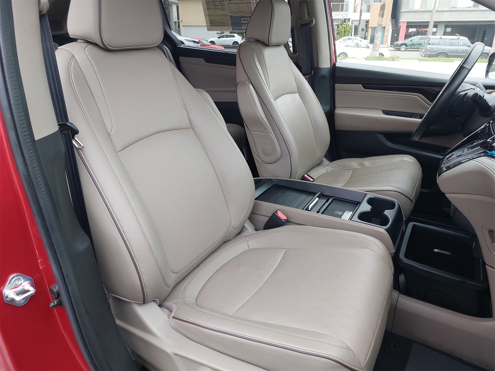 Used 2023 Honda Odyssey Elite image 10