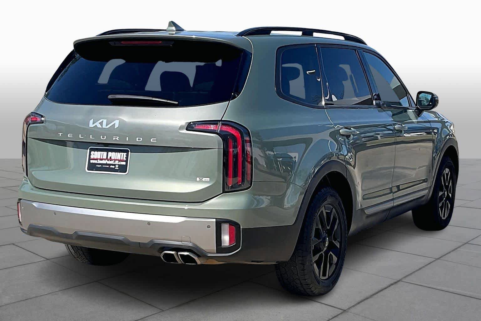 Used 2023 Kia Telluride SX Prestige X-Pro AWD/4WD image 13