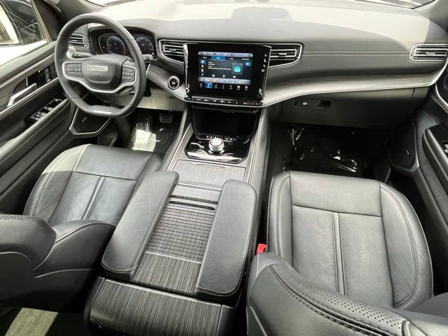 Used 2024 Jeep Wagoneer Series II AWD/4WD image 34