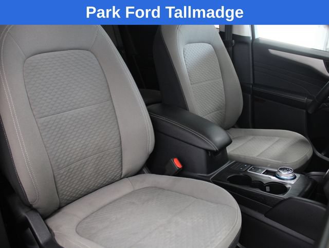 Used 2022 Ford Escape SE w/ SE Sport Appearance Package AWD/4WD image 23