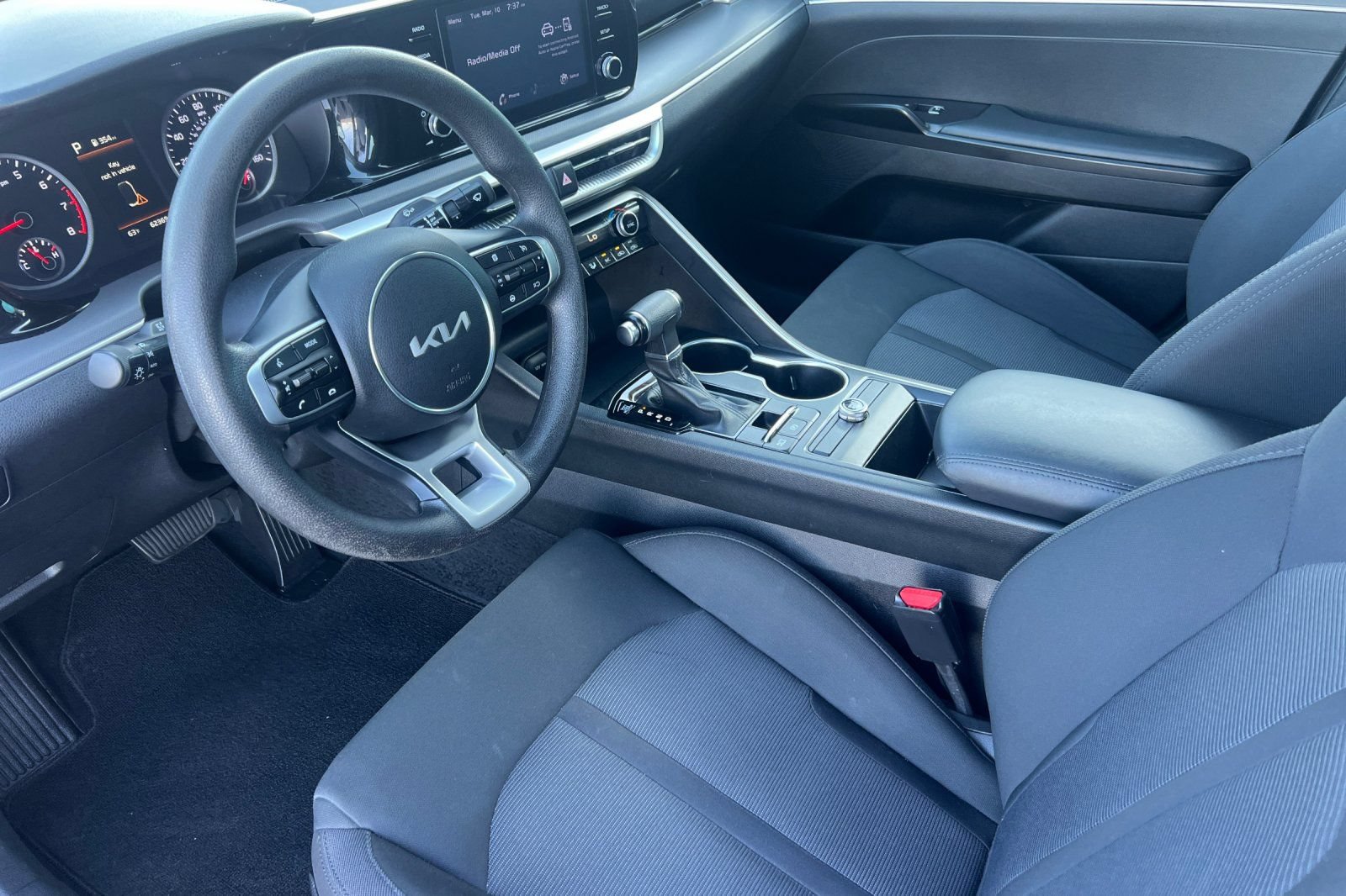 Used 2023 Kia K5 LXS FWD image 11