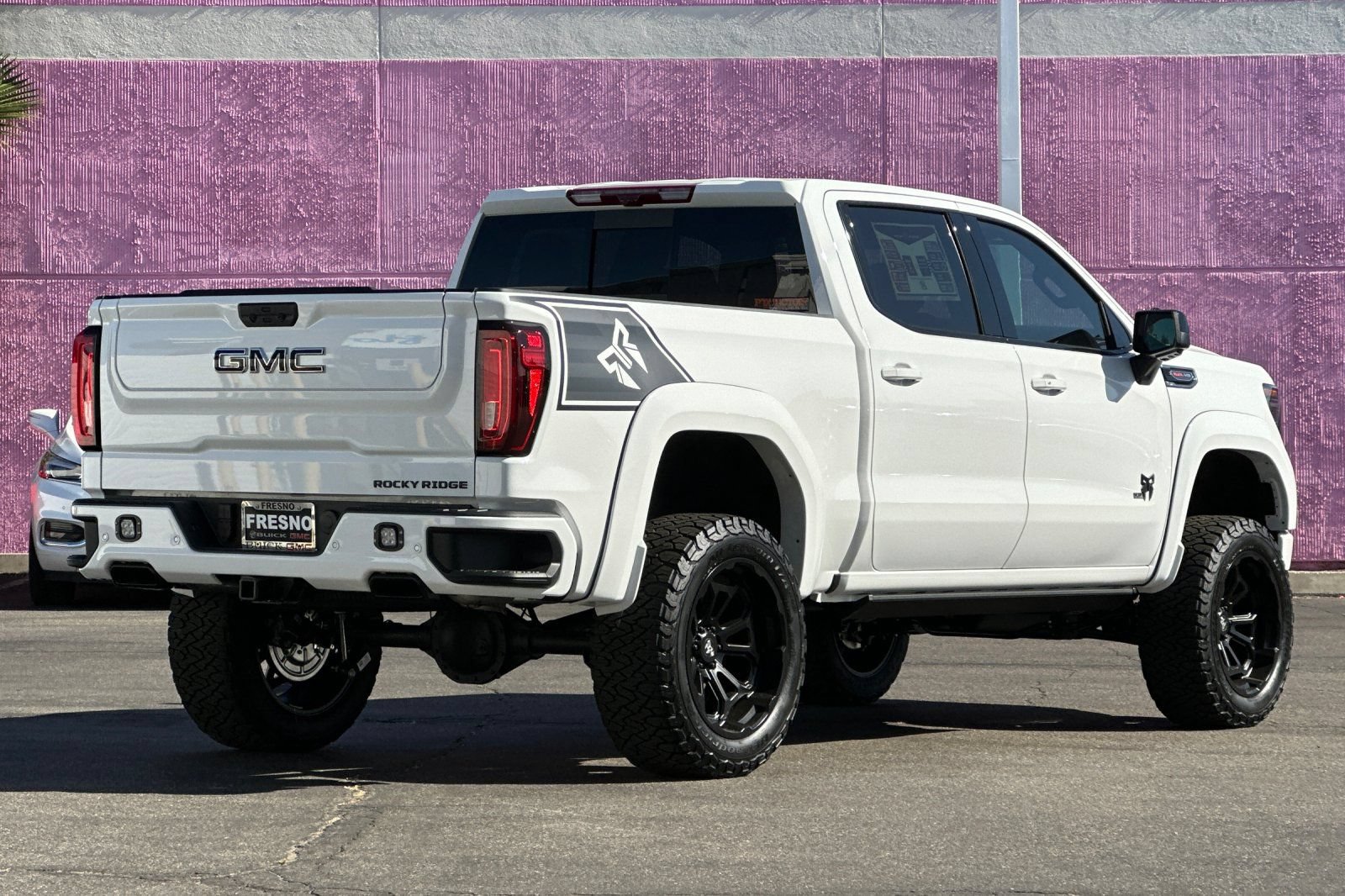 New 2026 GMC Sierra 1500 AT4 w/ AT4 Premium Package AWD/4WD image 4