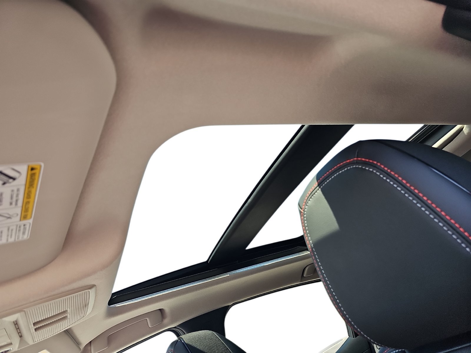 New 2027 Nissan Kicks SR w/ SR Premium Package FWD image 29
