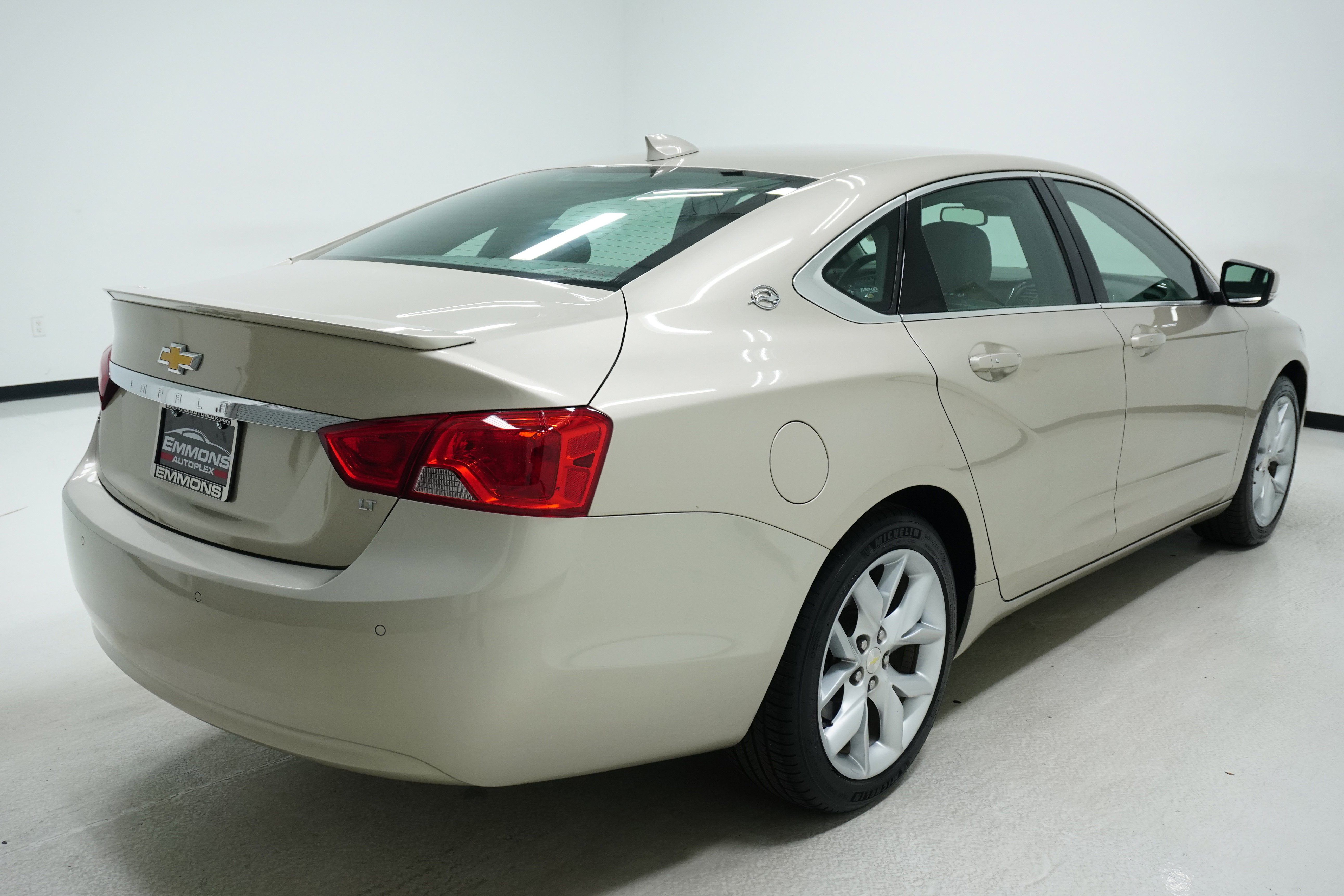 Used 2015 Chevrolet Impala LT image 4