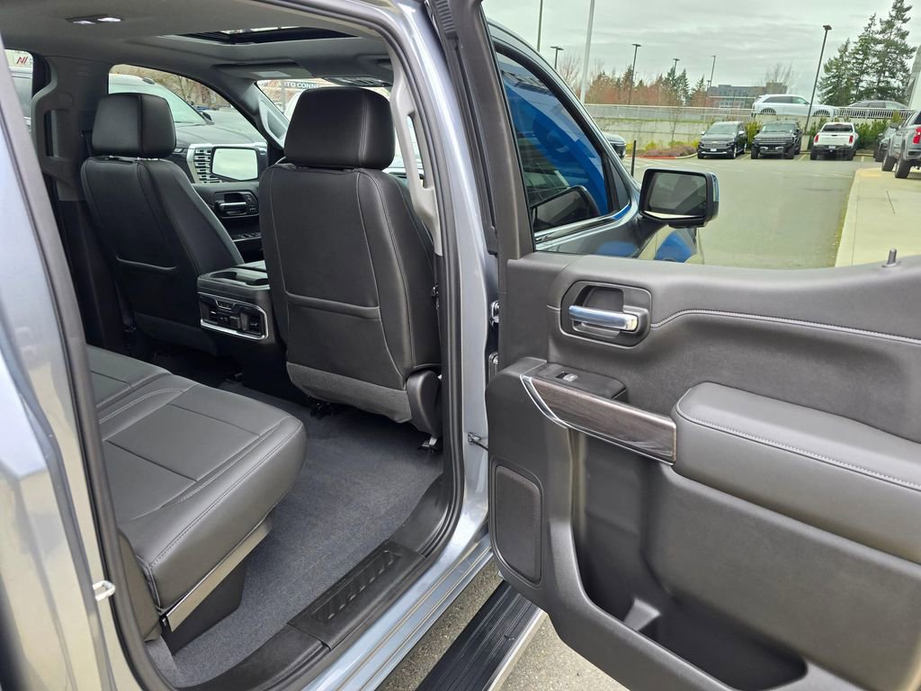 Used 2019 Chevrolet Silverado 1500 LTZ w/ LTZ Plus Package image 13