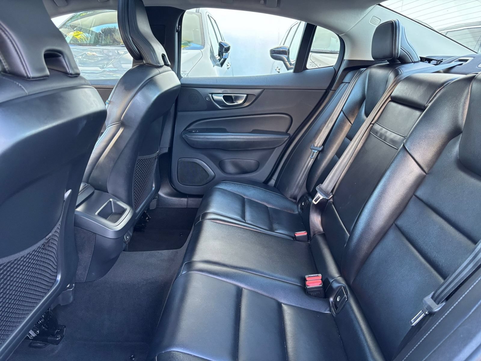 Used 2024 Volvo S60 B5 Core FWD image 25