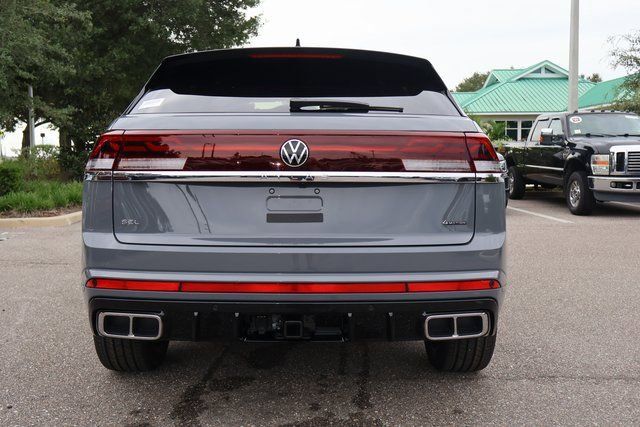 New 2026 Volkswagen Atlas Cross Sport SEL Premium R-Line image 6