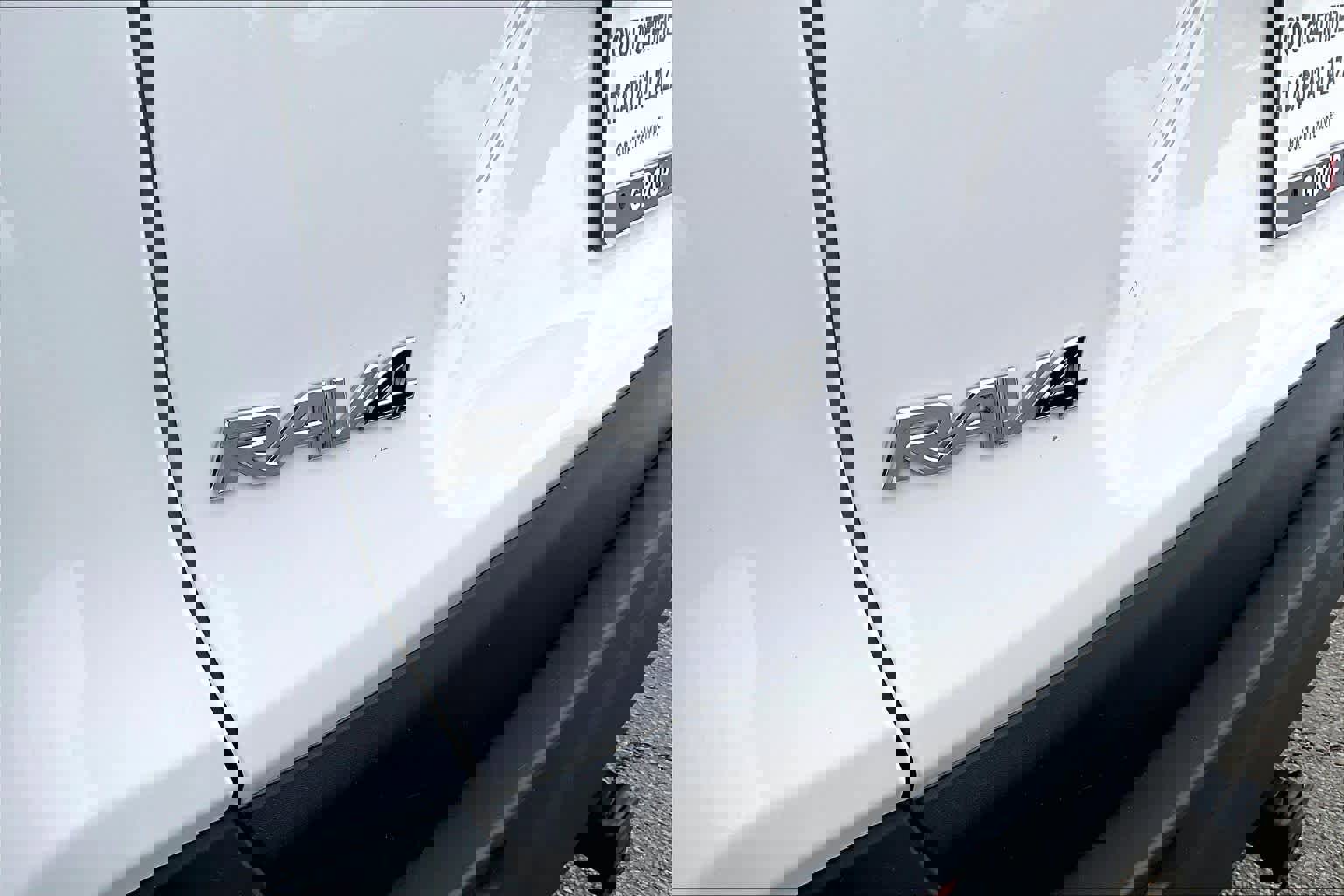 Certified 2023 Toyota RAV4 LE image 10