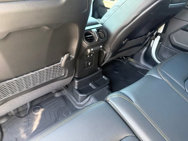 New 2026 Jeep Wrangler Unlimited Sahara AWD/4WD image 8