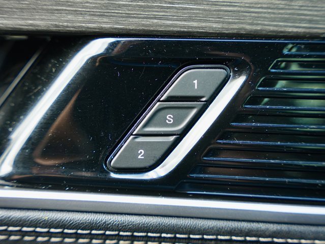 Used 2024 Jeep Wagoneer Series II image 27