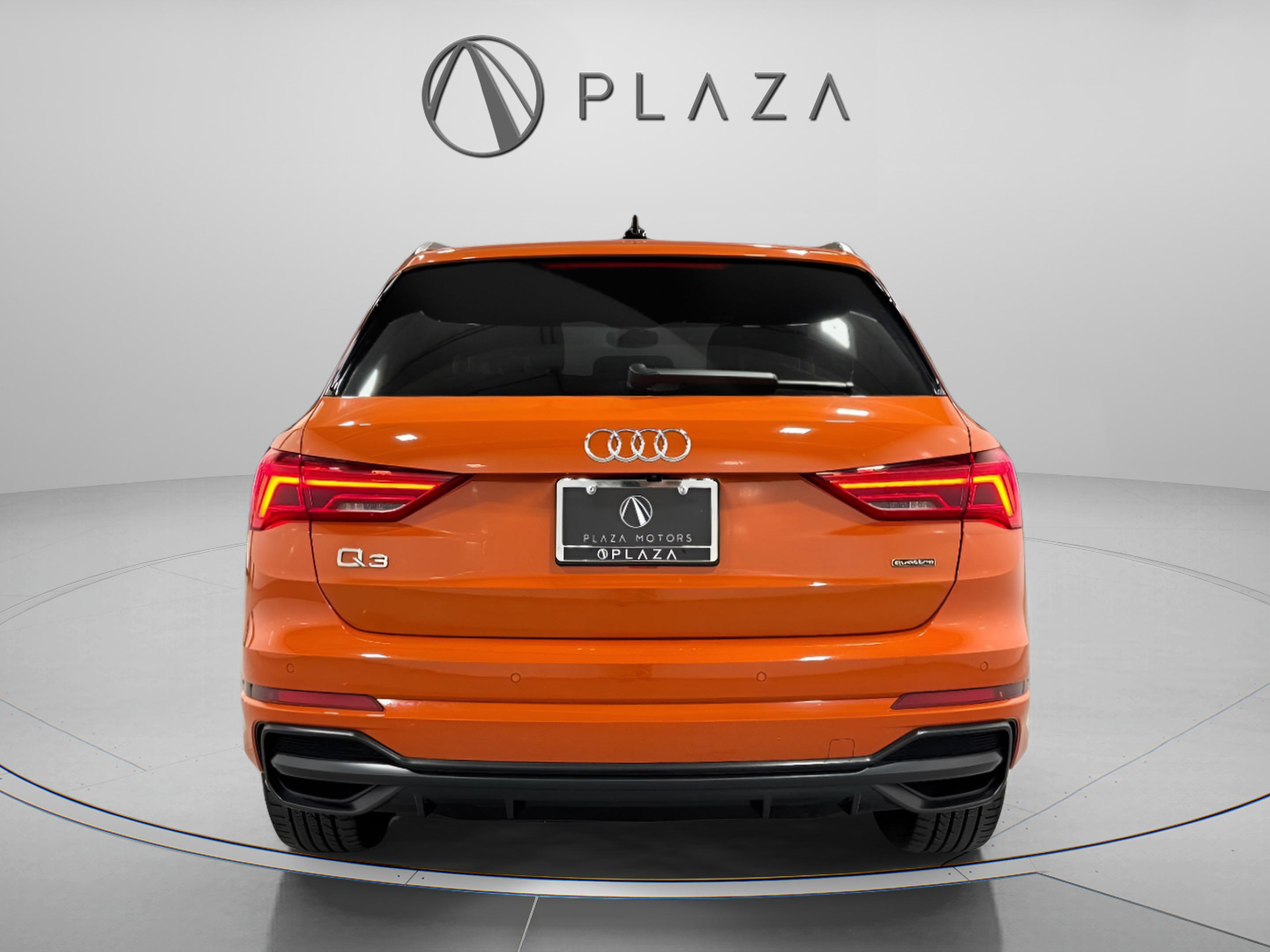 Certified 2022 Audi Q3 2.0T Premium w/ Convenience Package image 4