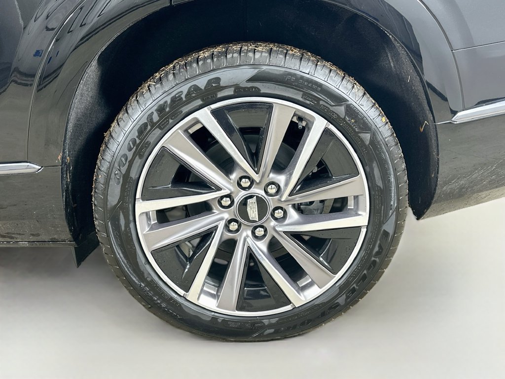 New 2027 Cadillac Vistiq Sport w/ LPO, Floor Liner Package AWD/4WD image 38