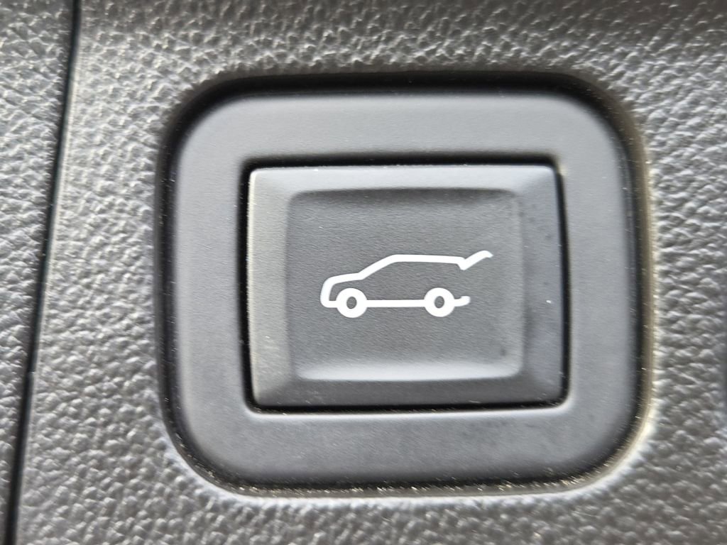 Used 2023 GMC Acadia AT4 w/ Trailering Package AWD/4WD image 21
