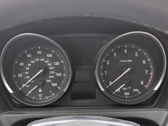 Used 2013 BMW Z4 sDrive35i image 11