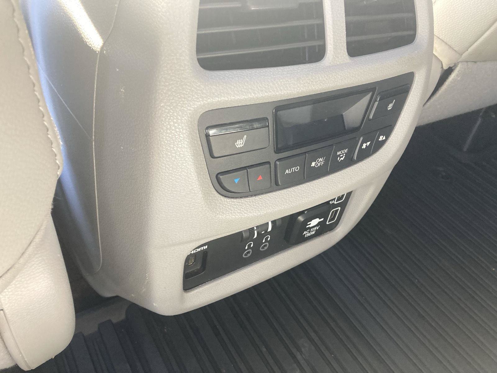 Used 2019 Honda Pilot Touring image 20