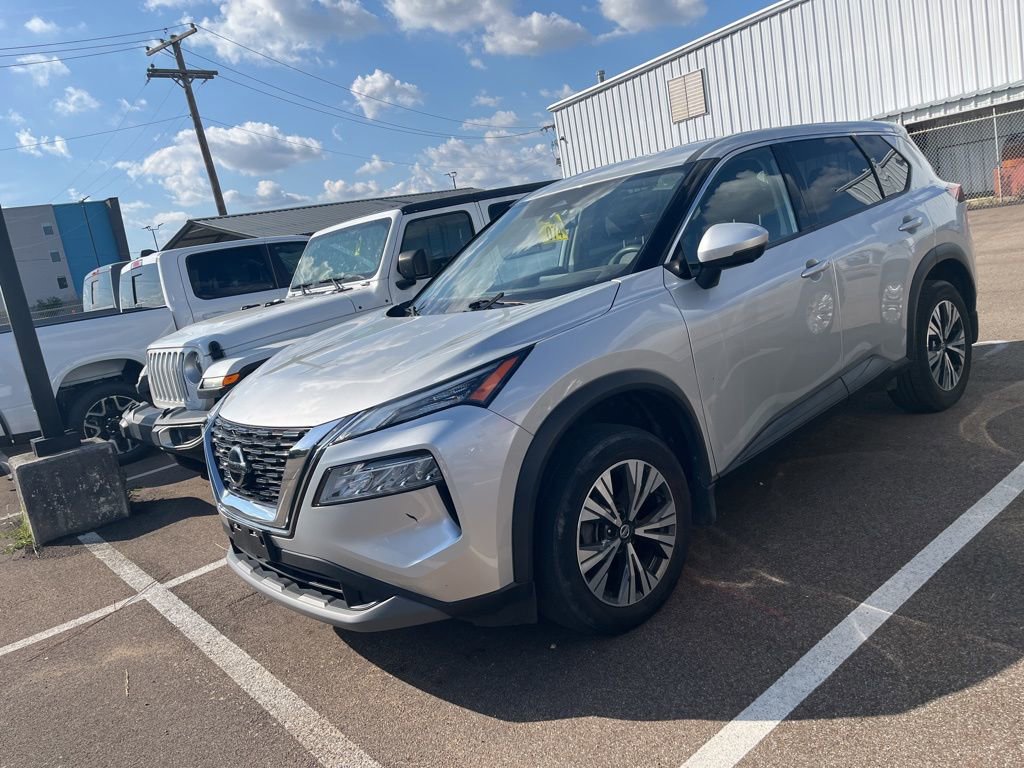Used 2021 Nissan Rogue SV AWD/4WD image 3