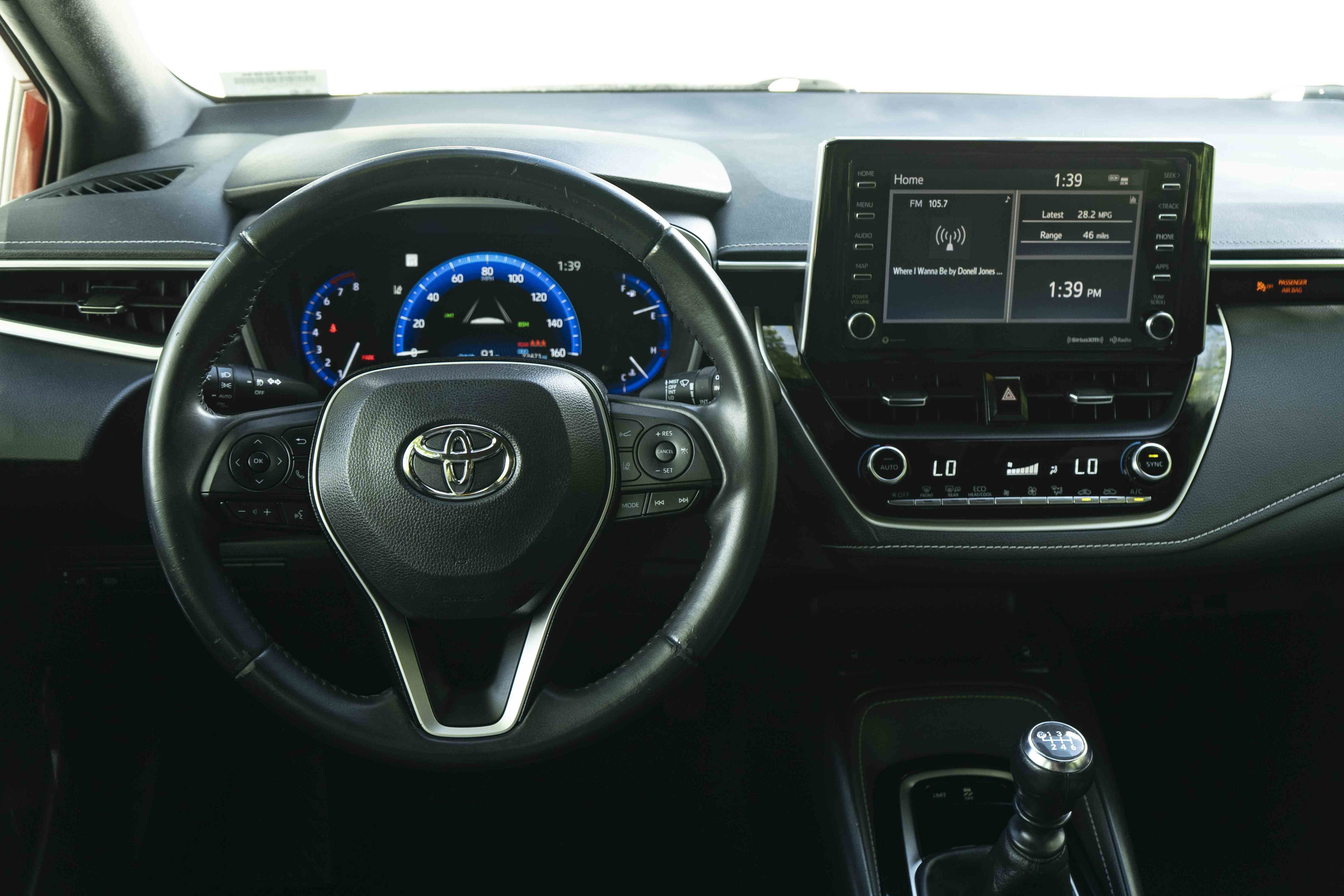 Used 2020 Toyota Corolla XSE FWD image 19