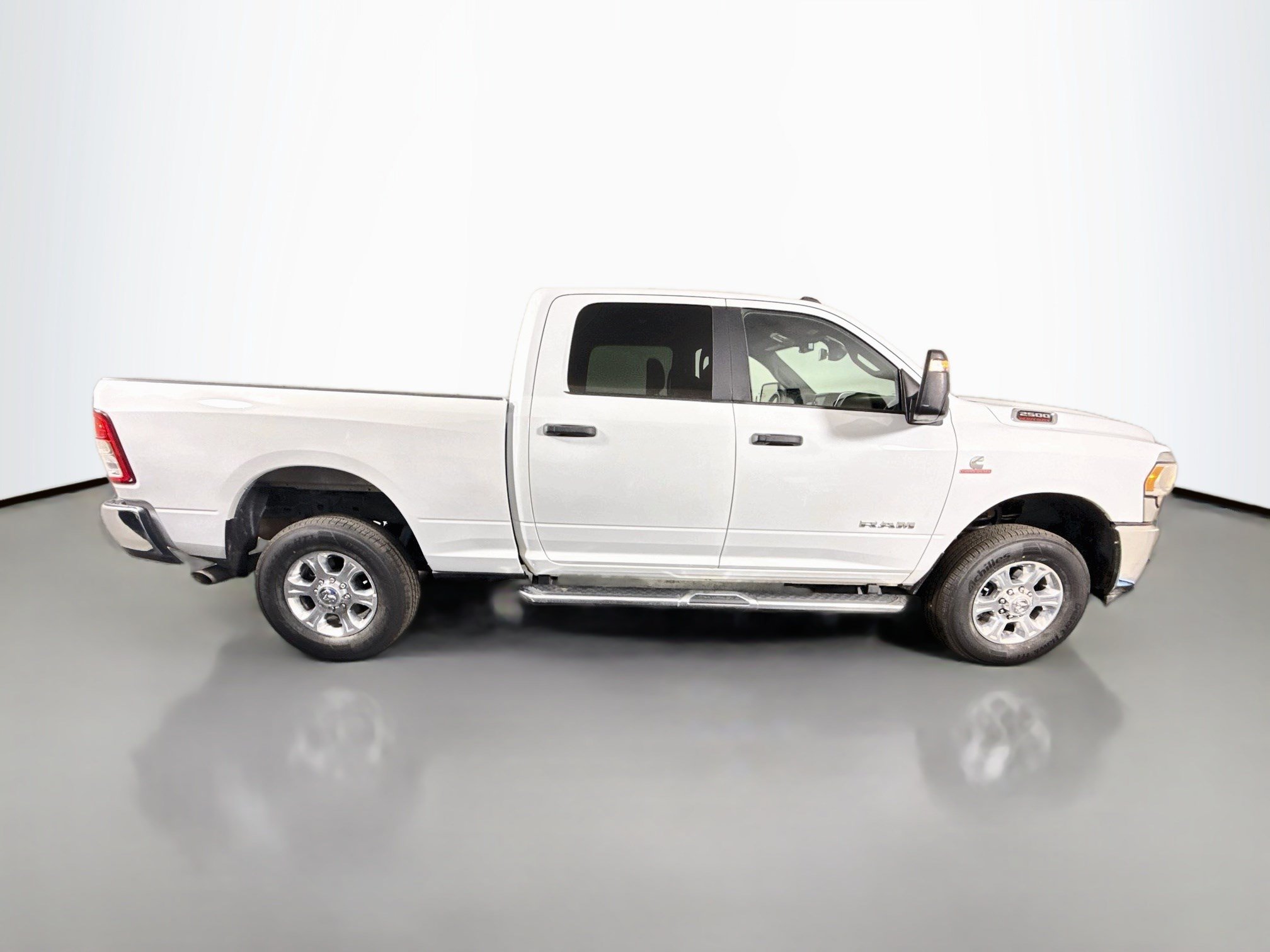 Used 2024 RAM 2500 Big Horn w/ Off Road Package AWD/4WD image 11