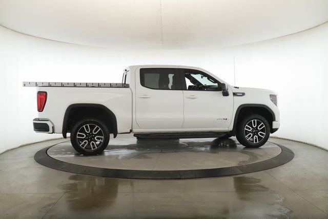 Used 2024 GMC Sierra 1500 AT4 w/ Technology Package image 6