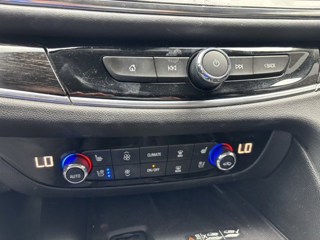 Used 2021 Buick Enclave Avenir w/ Avenir Technology Package image 20