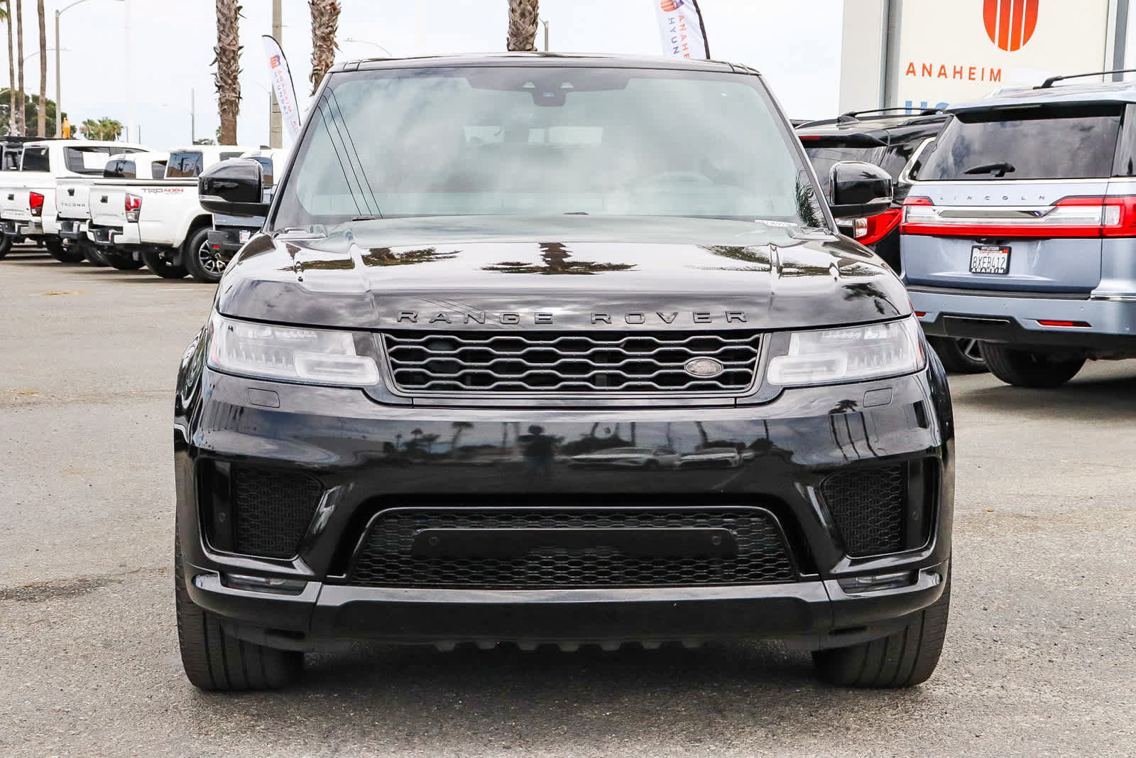 Used 2022 Land Rover Range Rover Sport HST AWD/4WD image 2