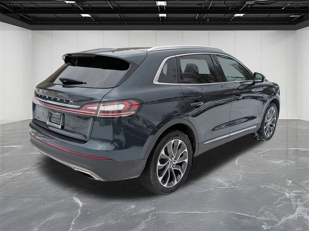 Used 2022 Lincoln Nautilus Reserve w/ Equipment Group 201A image 5