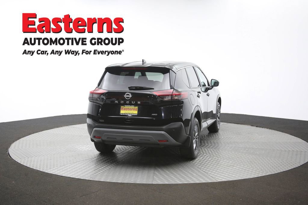 Used 2023 Nissan Rogue S AWD/4WD image 38