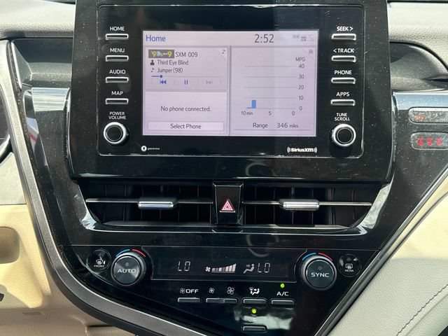 Used 2022 Toyota Camry LE FWD image 30