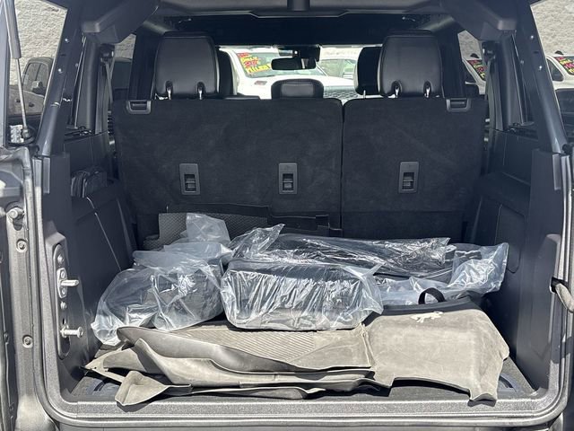 Used 2023 Ford Bronco Wildtrak image 15