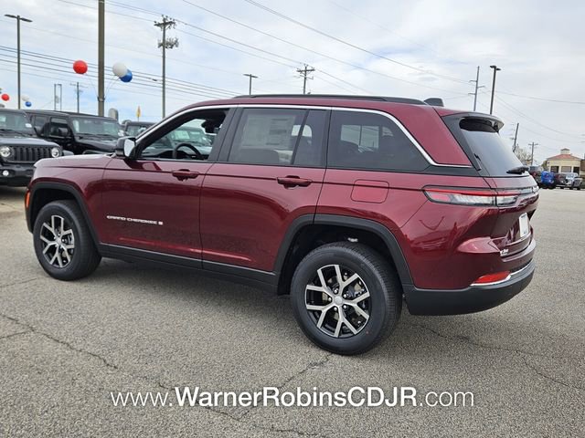 New 2025 Jeep Grand Cherokee Limited w/ Trailer Tow Package image 9