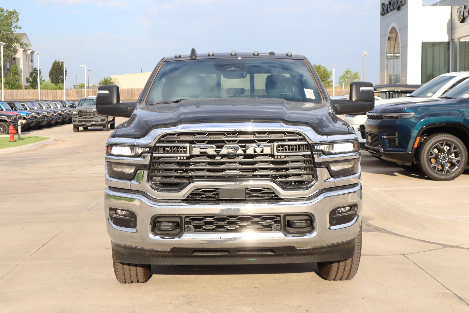 New 2027 RAM 2500 Tradesman AWD/4WD image 9