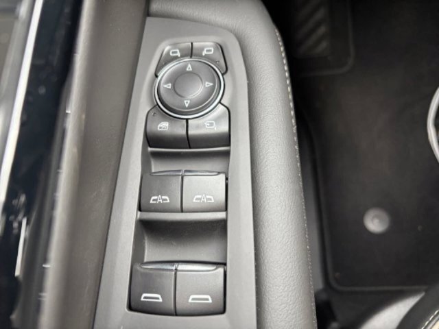Used 2026 Chevrolet Tahoe Premier AWD/4WD image 18