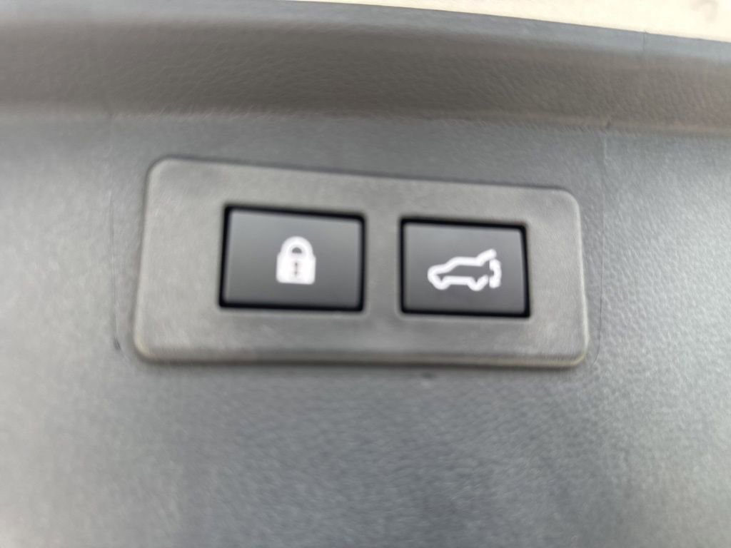 Certified 2025 Subaru Outback Premium image 11