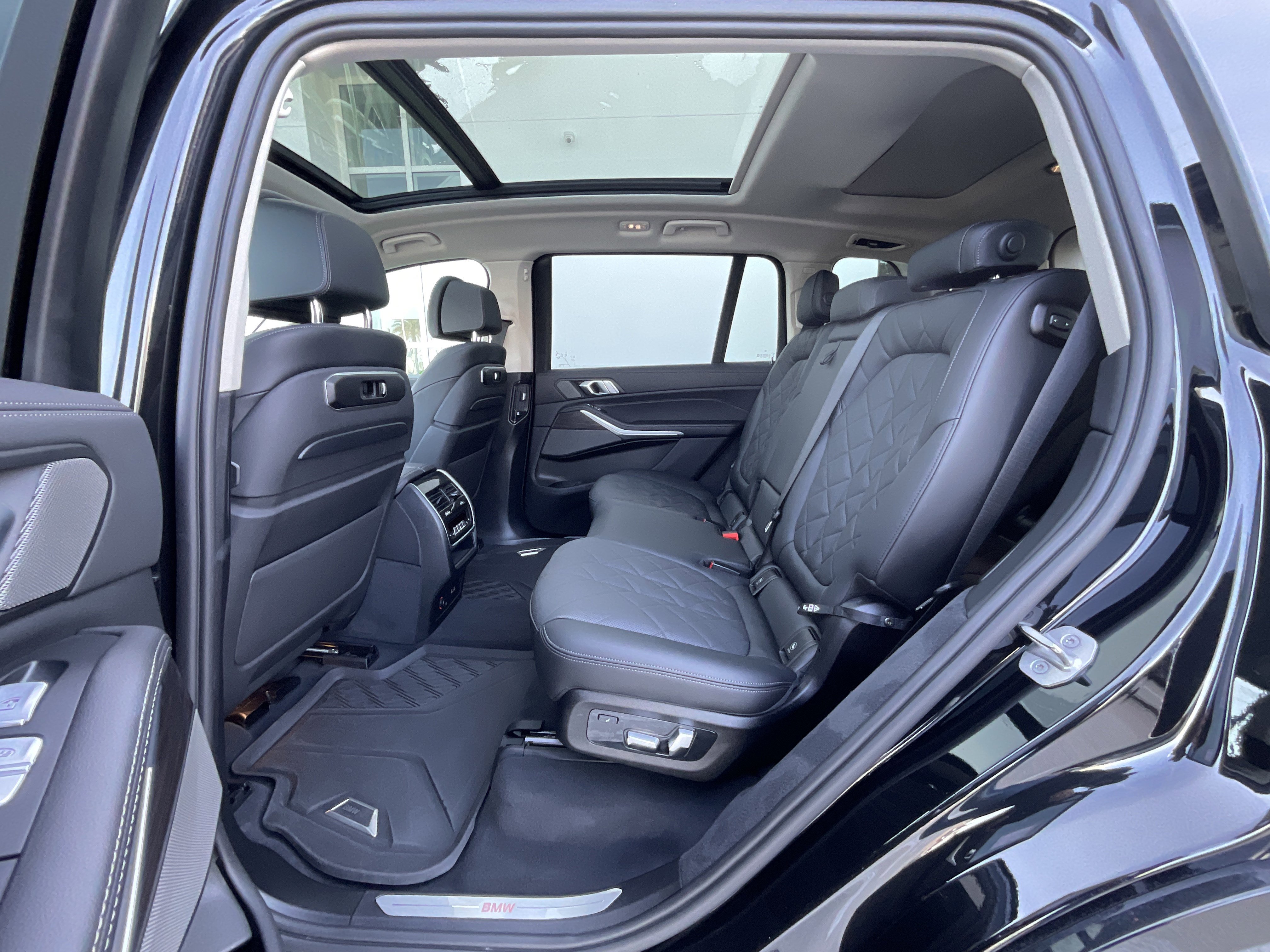 Certified 2024 BMW X7 xDrive40i image 26