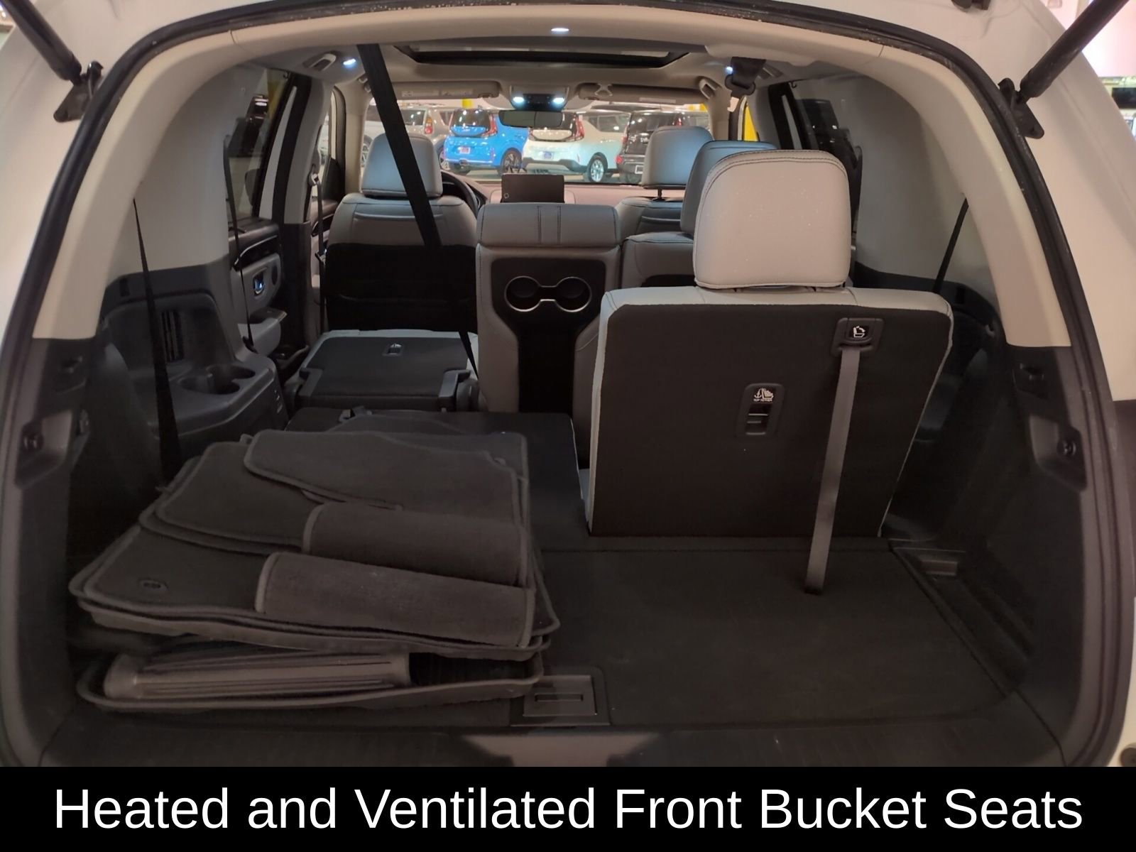 Used 2025 Honda Pilot Elite image 16