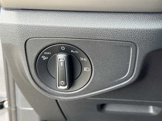 Used 2023 Volkswagen Atlas SEL Premium image 18