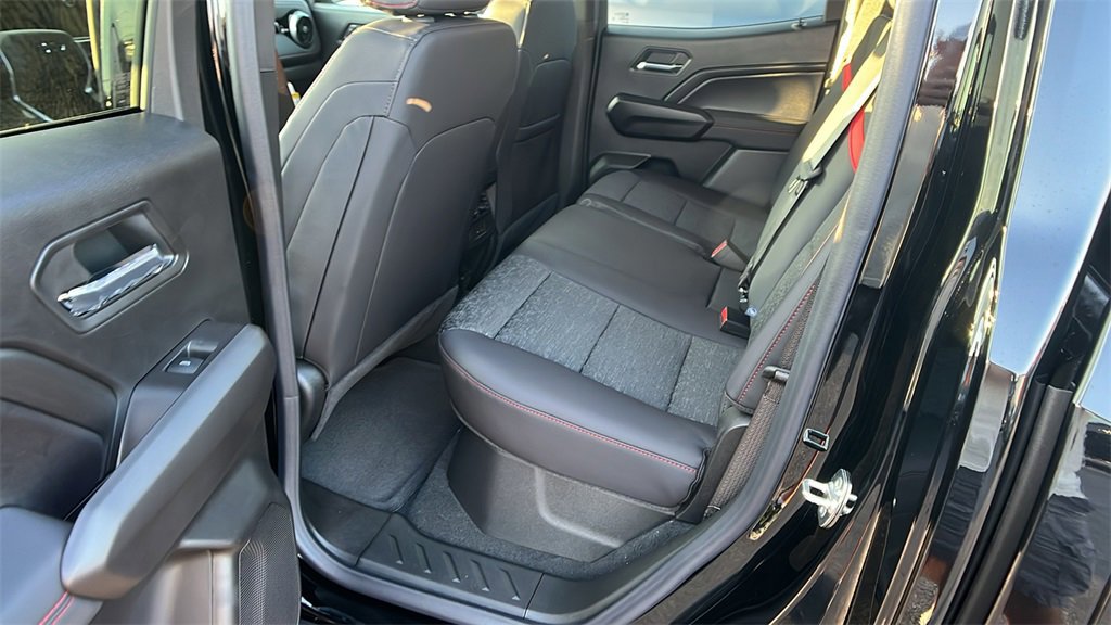 New 2026 Chevrolet Colorado Z71 image 17