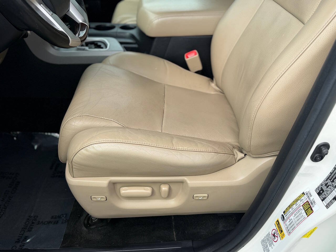 Used 2015 Toyota Sequoia Platinum AWD/4WD image 79