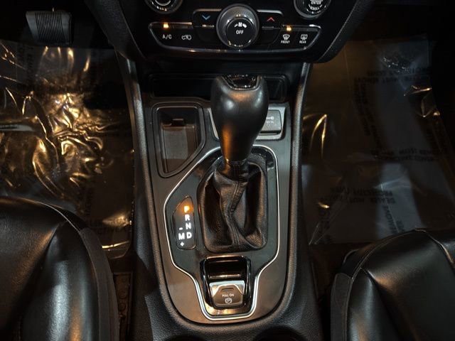 Used 2020 Jeep Cherokee Altitude image 21