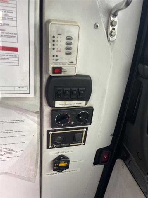 Used 2020 Mercedes-Benz Sprinter 4500 w/ Premium Plus Package image 50