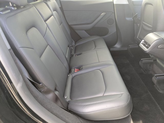 Used 2024 Tesla Model Y Long Range image 19
