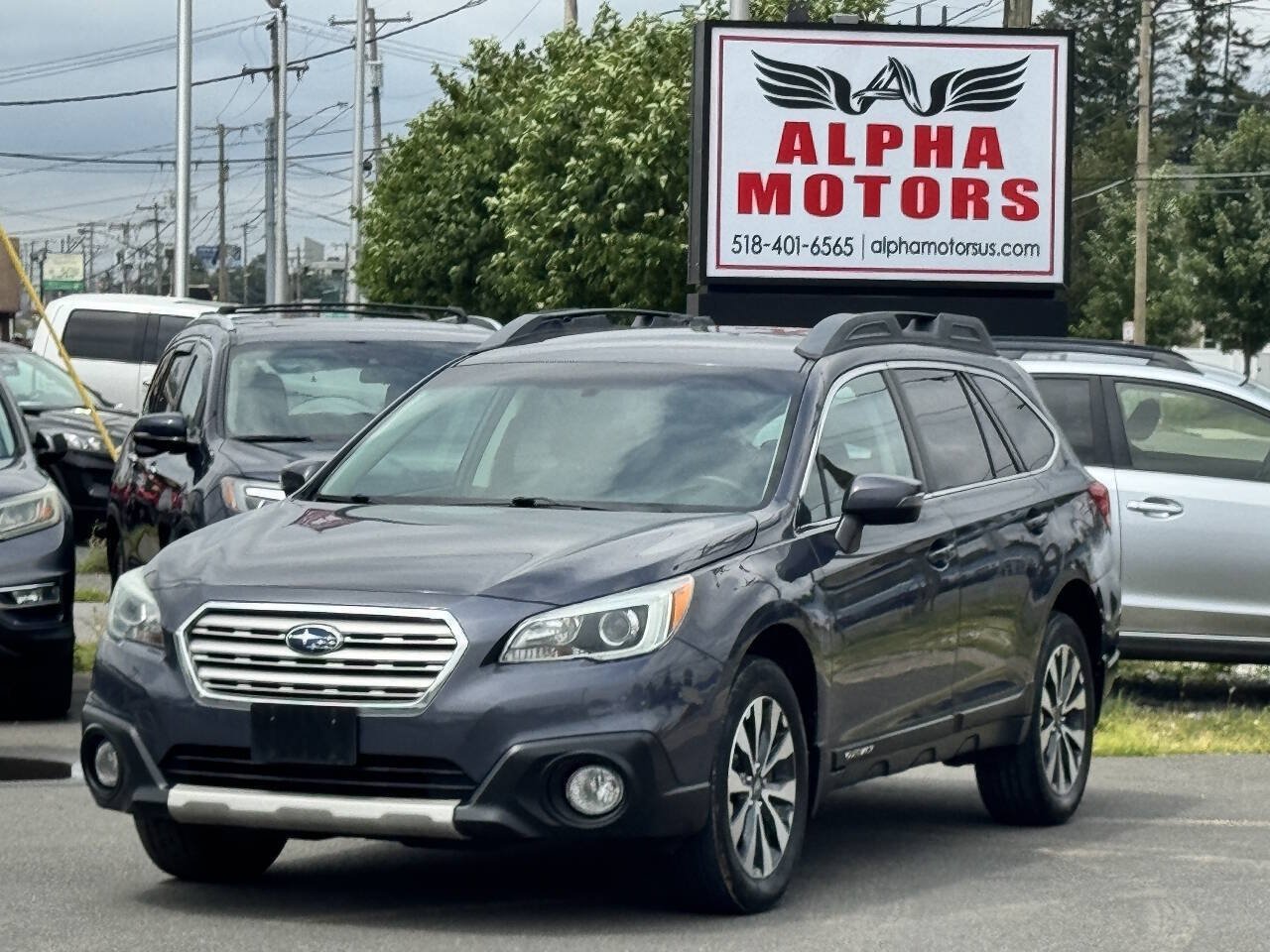 Used 2015 Subaru Outback 2.5i Limited w/ Protection Package #1 AWD/4WD image 3