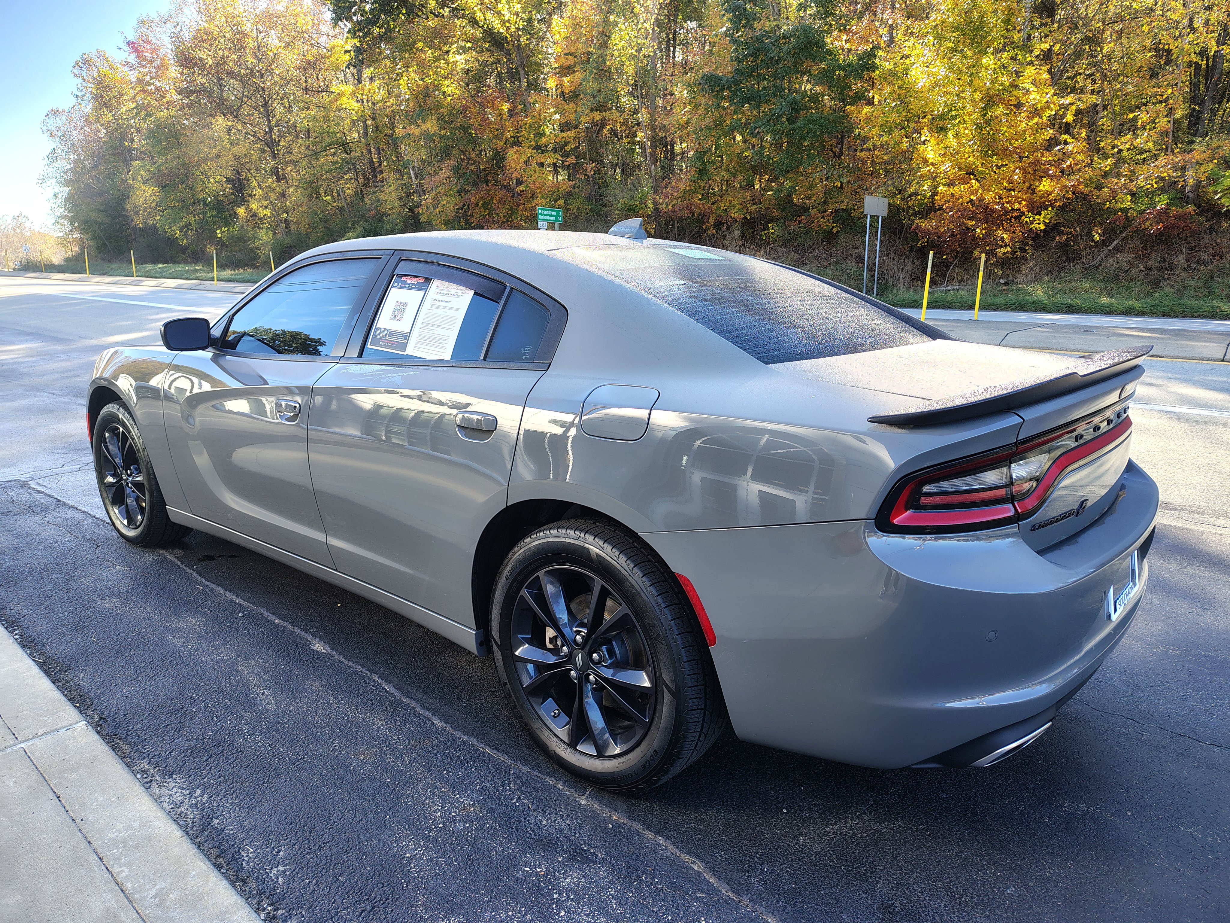 Certified 2023 Dodge Charger SXT w/ Blacktop Package AWD/4WD image 7