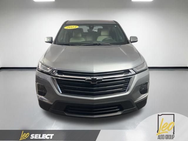Used 2023 Chevrolet Traverse LS w/ Safety Package FWD image 9